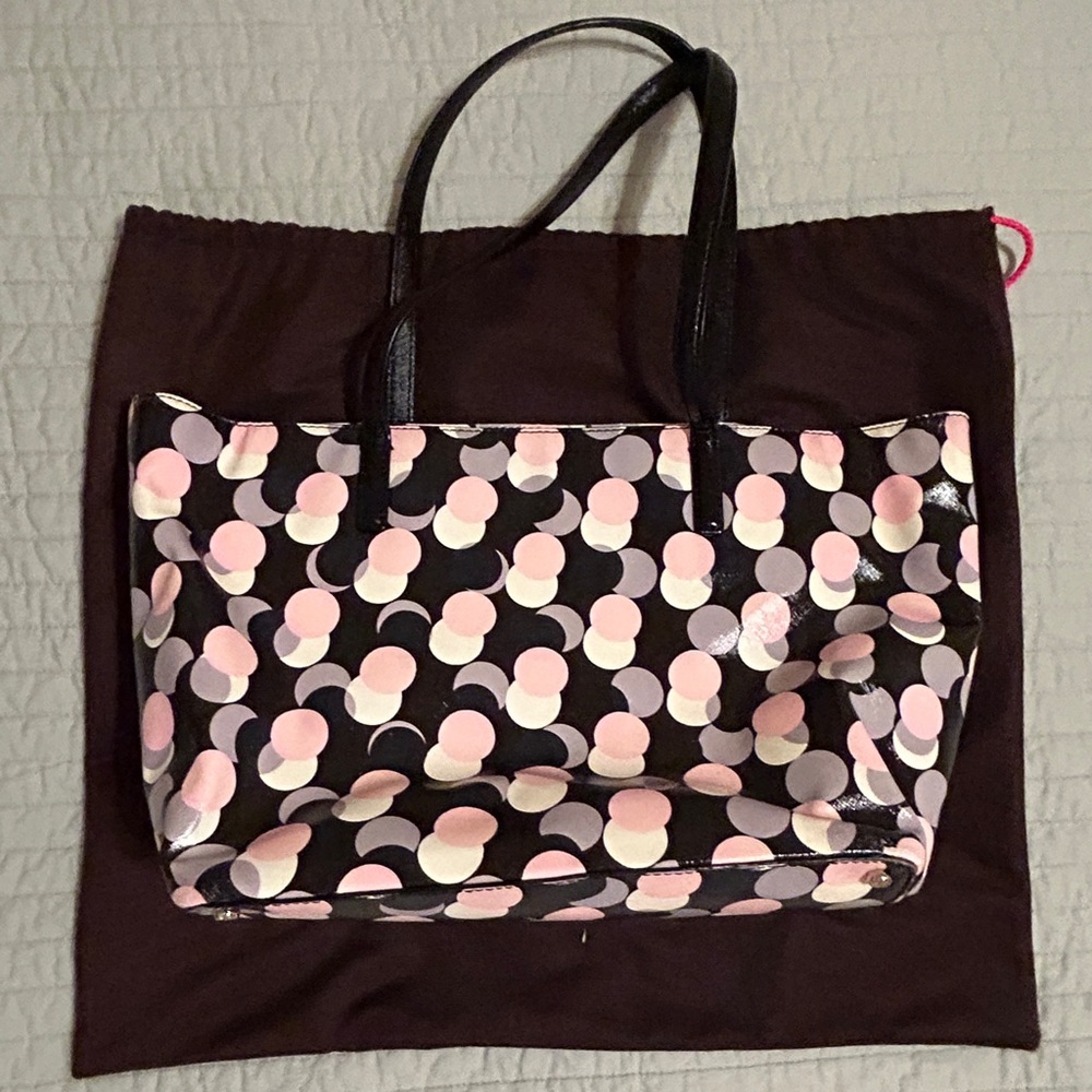 Kate Spade Tote - Picture 2 of 10